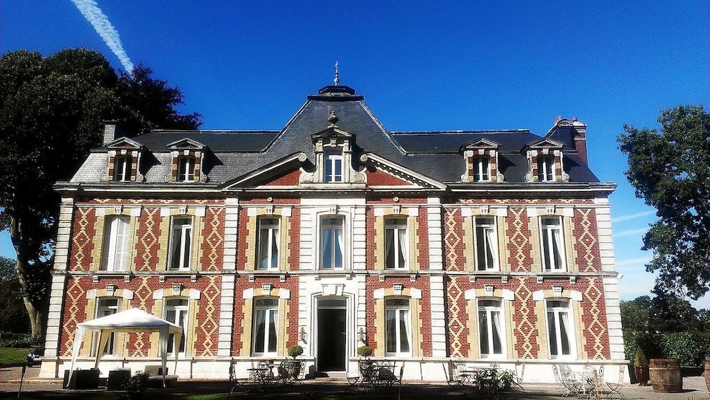 Chateau Des Saveurs Saint-Sauveur-d'Emalleville Exterior photo